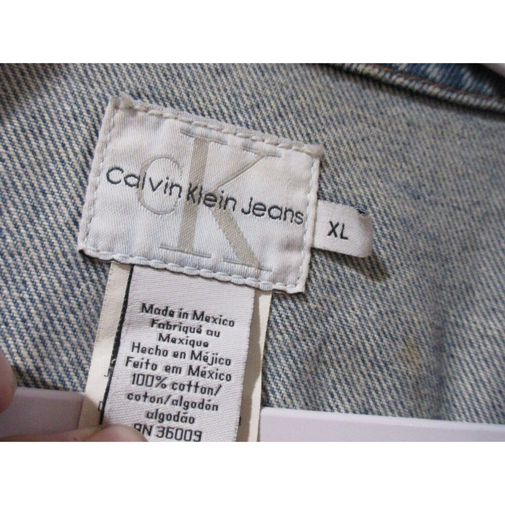 Classic Blue Denim Jacket - Women - Picture 2 of 6